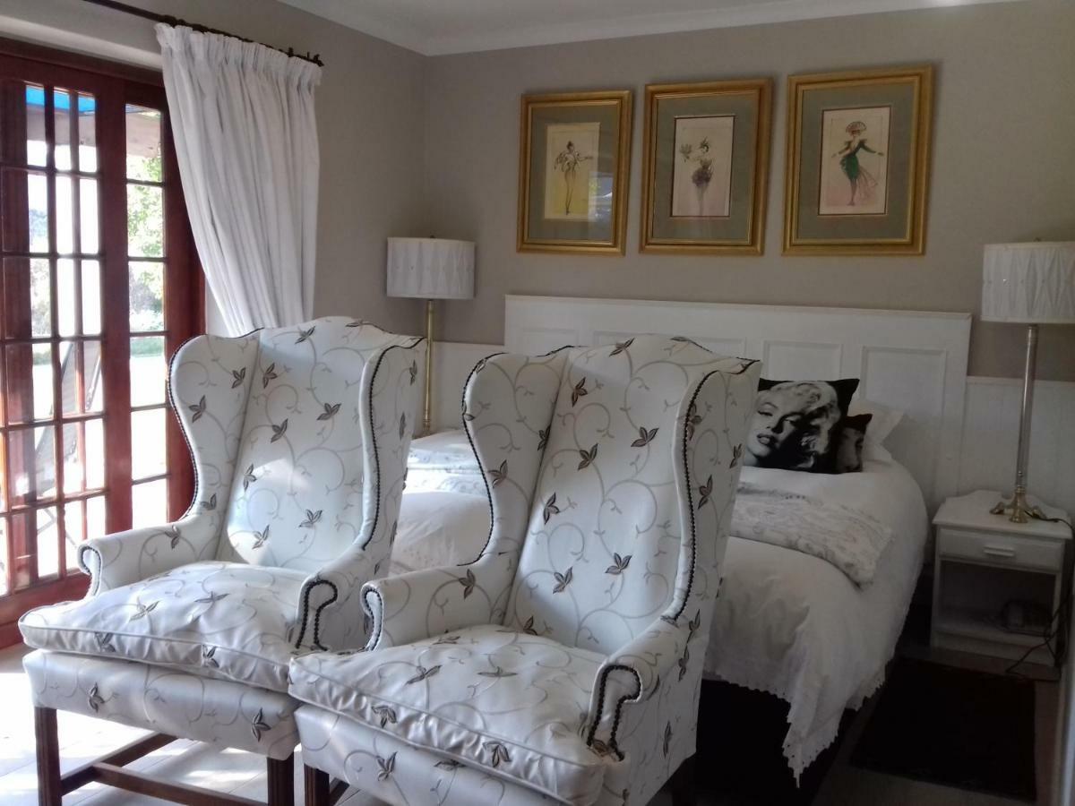 Mulligans Guest Lodge Hermanus Exterior foto